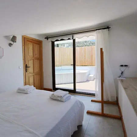 Castle, Sea View, 3 Bedroom, Private Pool, Close To Beach Villa